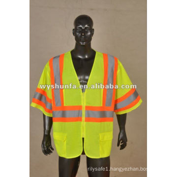 High visibility Class 3 safety vest with pockets